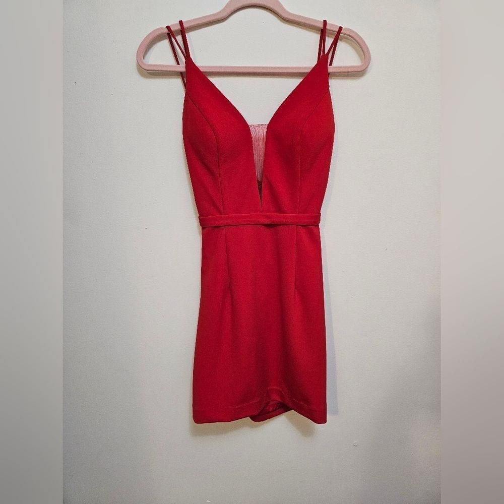 Alyce Paris size 2 red‎ open back dress
